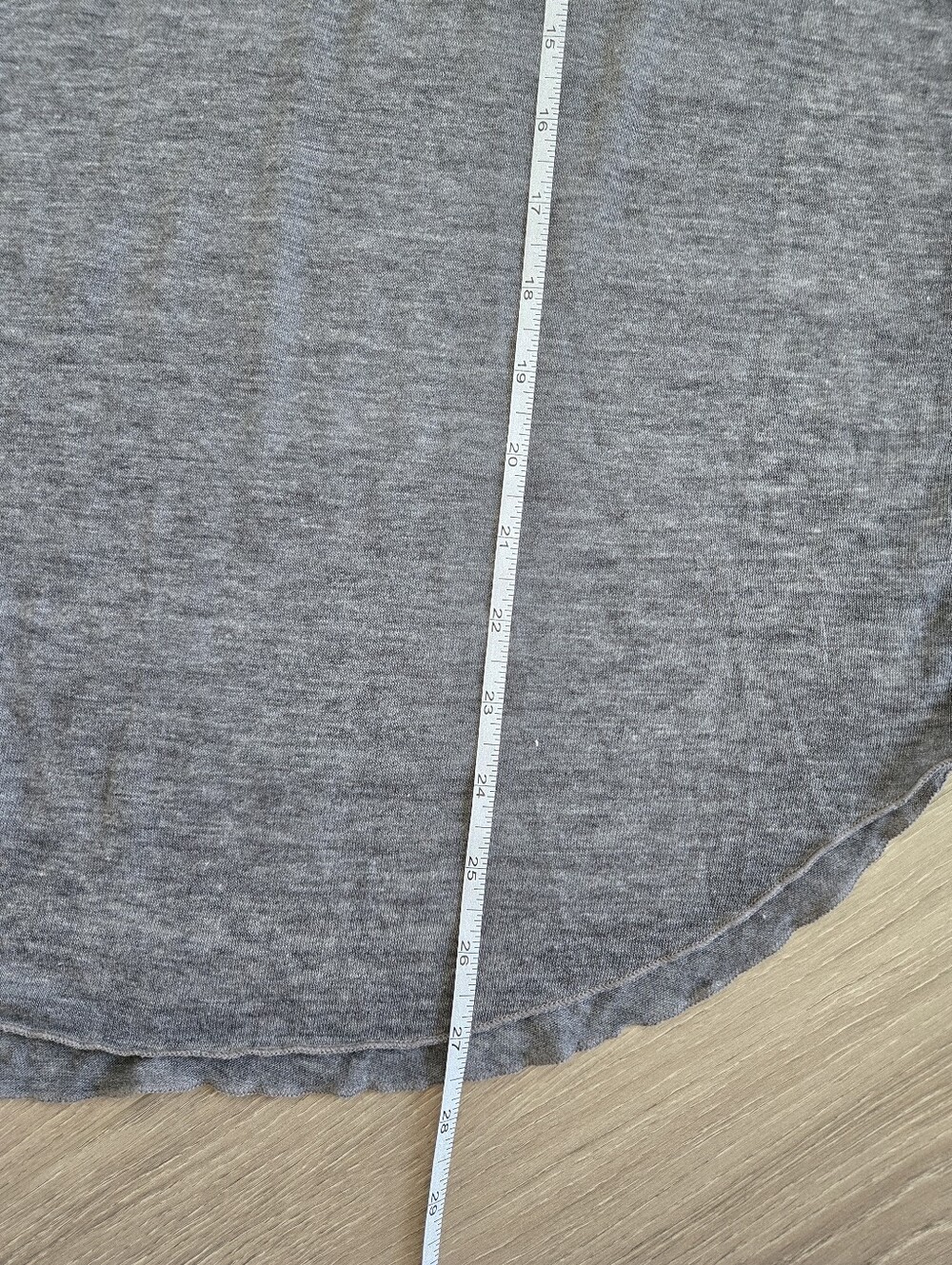 NWT CHASER Woman Gray Sleeveless Top "DREAM BELIEVE YOGA" Size M - Picture 10 of 11